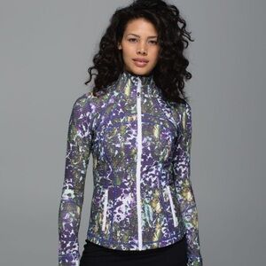 LULULEMON DEFINE WHITE & PURPLE MULTICOLOR FLORAL ZIP FRONT SPORT JACKET SZ 10